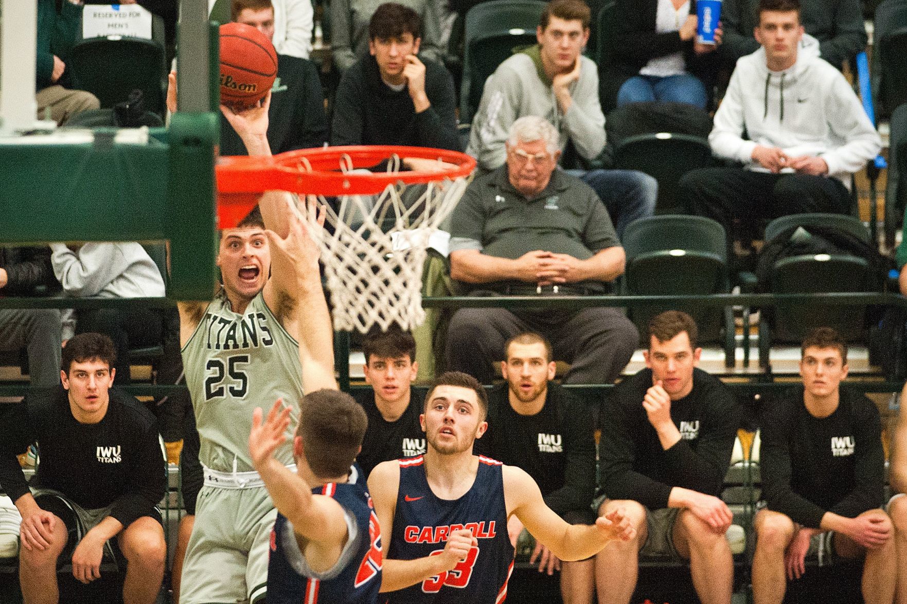 020220-blm-spt-13iwuhoops
